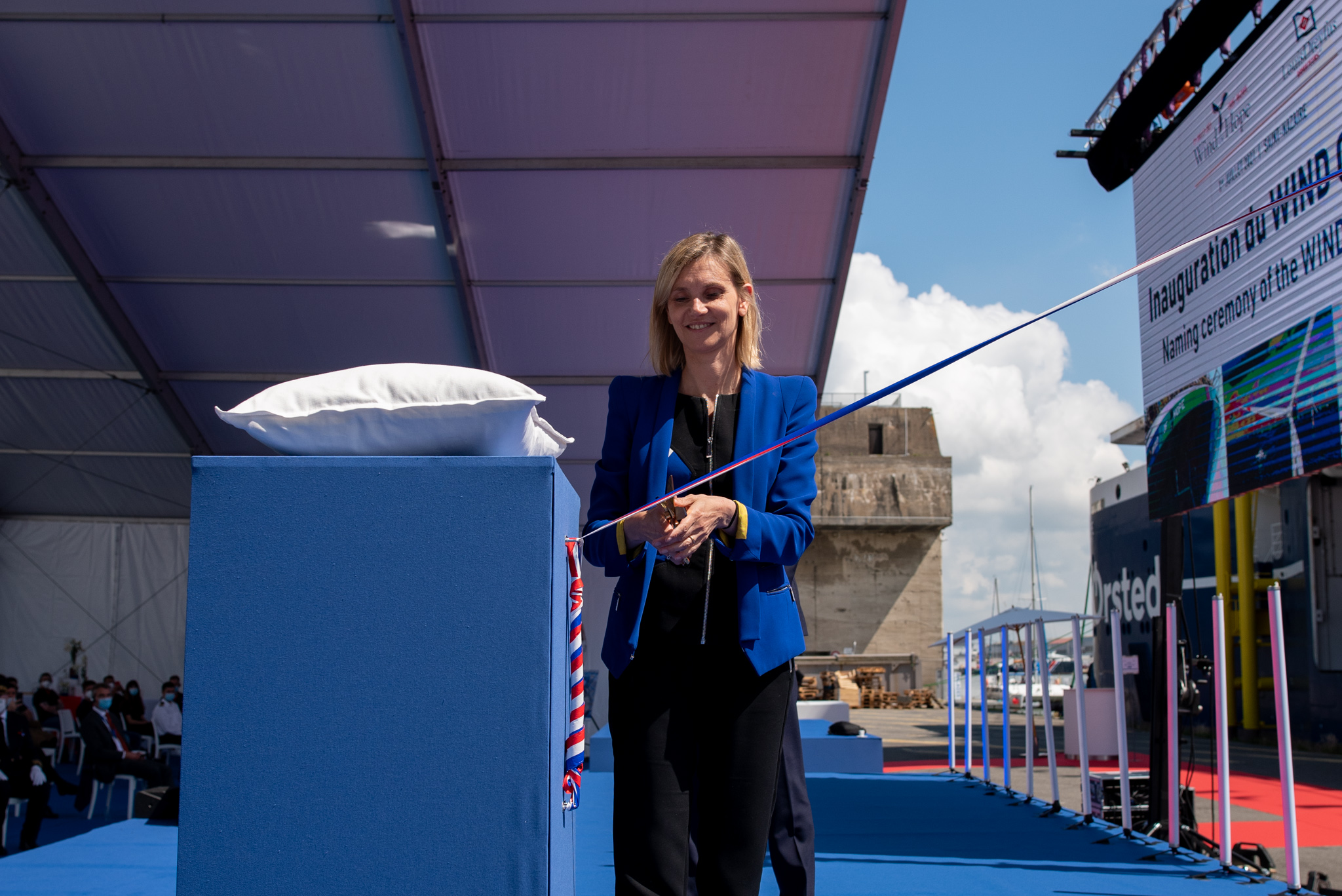 Agnes Pannier-Runacher inaugure le navire Wind of Hope